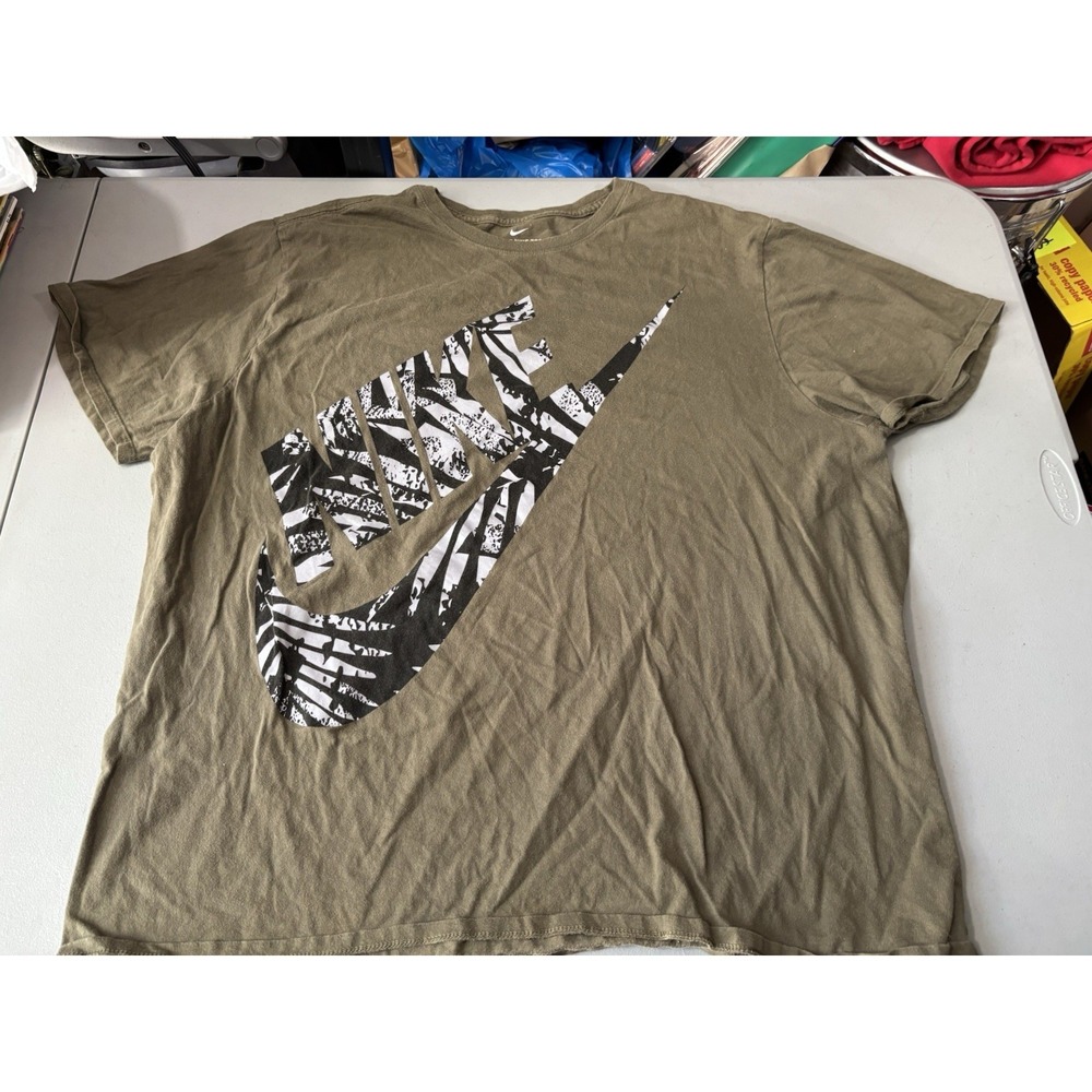Nike‎ Shirt Mens XXL Army Green Spellout Swoosh Logo Palm Leaf Short Sleeve Crew